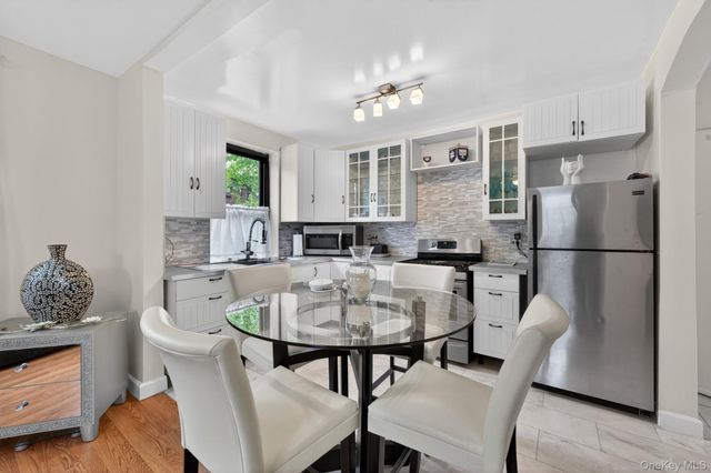 7619 Ditmars Boulevard 1, East Elmhurst, NY 11370