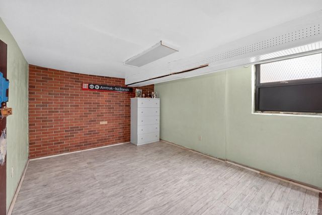 7619 Ditmars Boulevard 1, East Elmhurst, NY 11370