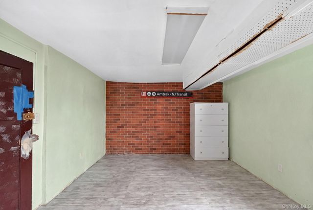 7619 Ditmars Boulevard 1, East Elmhurst, NY 11370