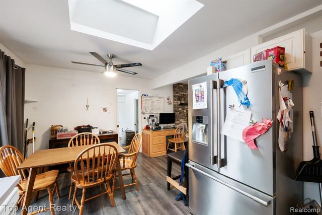 2065 Ridgemont Street, Commerce Twp, MI 48382