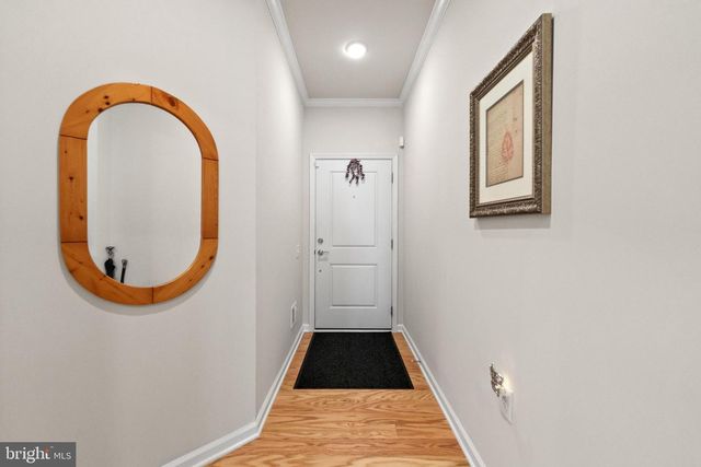 46408 REDDISH KNOB DR, Sterling, VA 20164