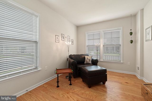 46408 REDDISH KNOB DR, Sterling, VA 20164