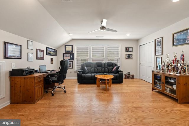 46408 REDDISH KNOB DR, Sterling, VA 20164