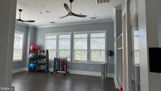 46408 REDDISH KNOB DR, Sterling, VA 20164