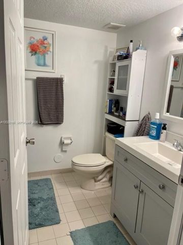 22801 SW 88th Pl 106, Cutler Bay, FL 33190