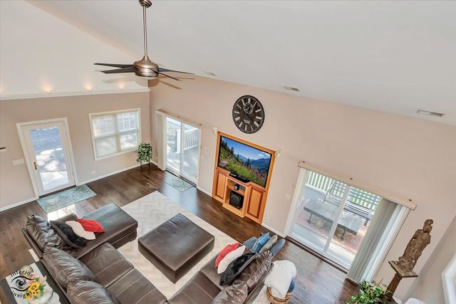 918 S Fairfield Avenue, Lombard, IL 60148