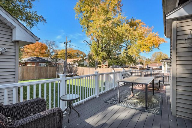 918 S Fairfield Avenue, Lombard, IL 60148