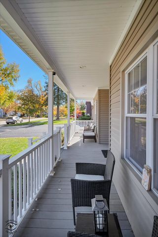 918 S Fairfield Avenue, Lombard, IL 60148