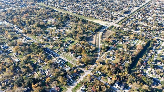 1097 Dewalt Street, Houston, TX 77088