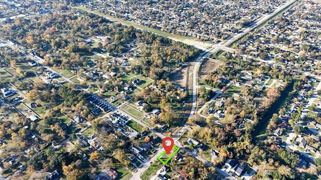 1097 Dewalt Street, Houston, TX 77088