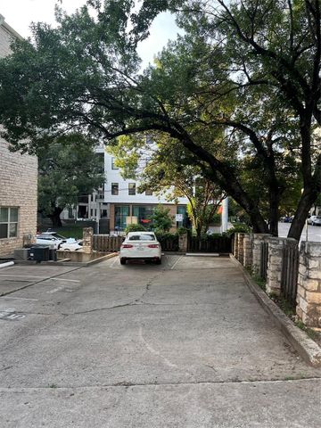 2414 Longview Street 202, Austin, TX 78705