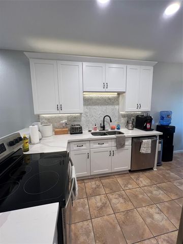 2414 Longview Street 202, Austin, TX 78705