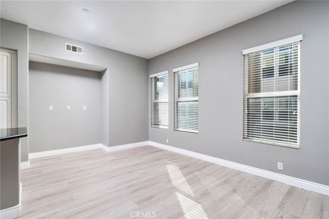 648 W 1st Street, Claremont, CA 91711