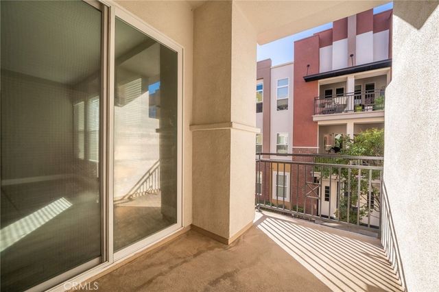 648 W 1st Street, Claremont, CA 91711
