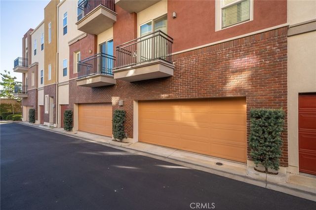 648 W 1st Street, Claremont, CA 91711