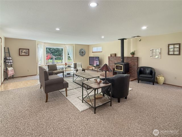 6509 103rd Avenue SW, Olympia, WA 98512