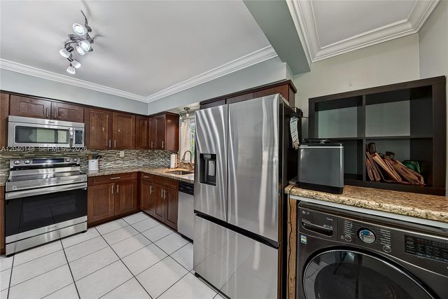 4325 Bougainvilla Dr, Lauderdale By The Sea, FL 33308