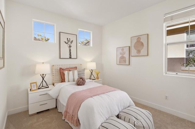 442 Whisman Park Drive, Mountain View, CA 94043