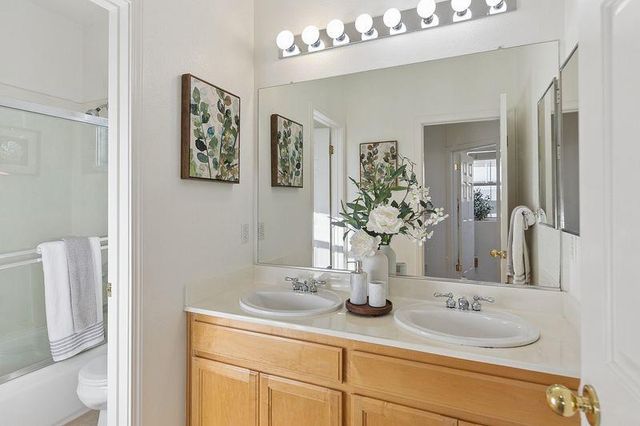 442 Whisman Park Drive, Mountain View, CA 94043