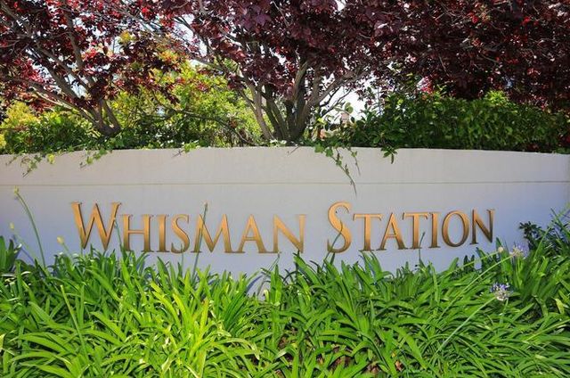 442 Whisman Park Drive, Mountain View, CA 94043