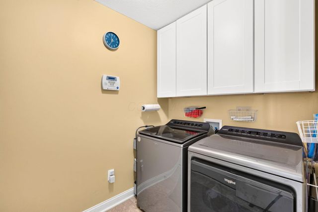 234 Rockbrook Crossing Avenue, Galloway, OH 43119
