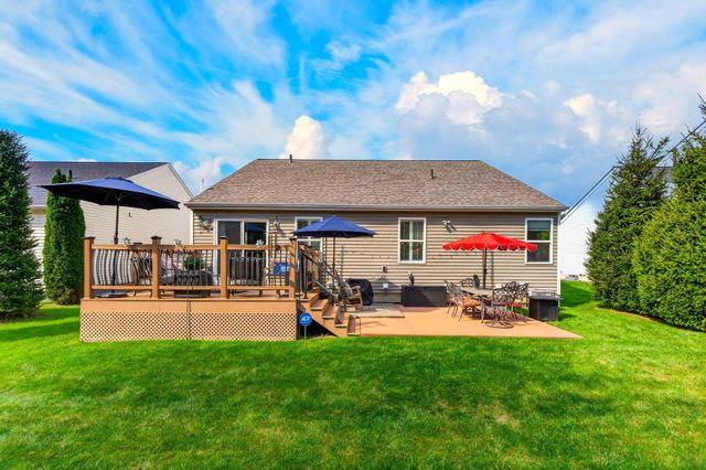 234 Rockbrook Crossing Avenue, Galloway, OH 43119