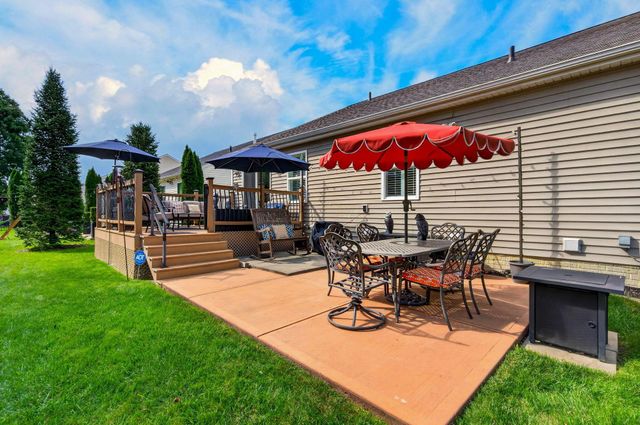 234 Rockbrook Crossing Avenue, Galloway, OH 43119