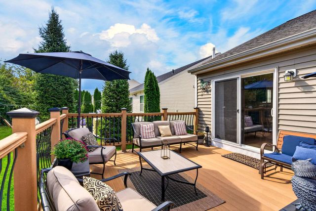 234 Rockbrook Crossing Avenue, Galloway, OH 43119