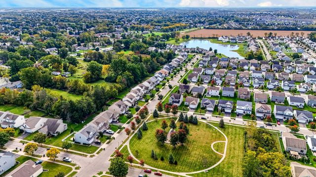 234 Rockbrook Crossing Avenue, Galloway, OH 43119