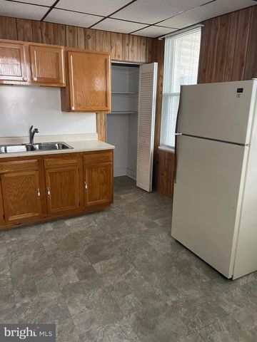 221 GRAND AVE, Cumberland, MD 21502