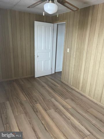 221 GRAND AVE, Cumberland, MD 21502