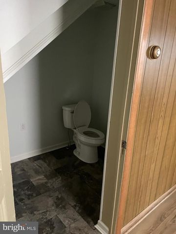 221 GRAND AVE, Cumberland, MD 21502