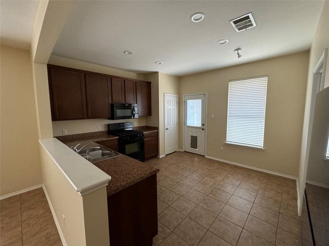 147 Pine Arbol PASS, Buda, TX 78610