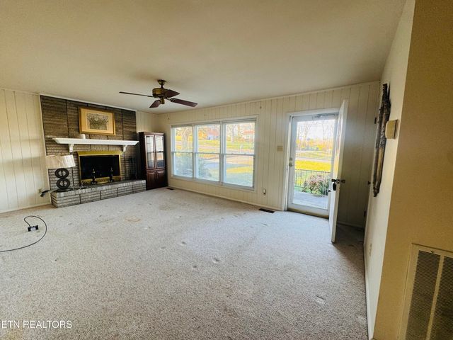 508 Scenic Drive, Clinton, TN 37716