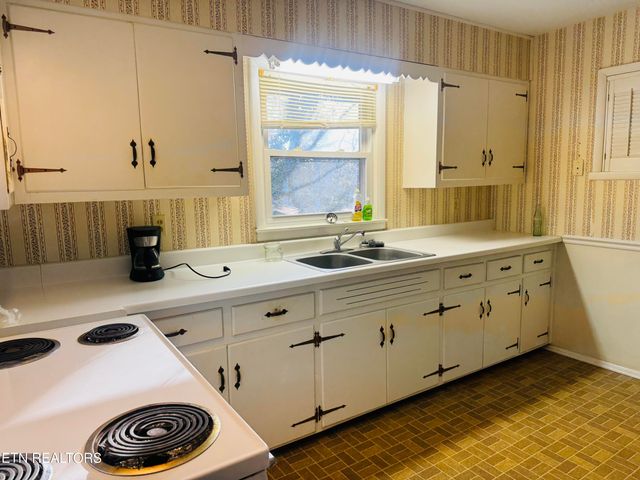 508 Scenic Drive, Clinton, TN 37716