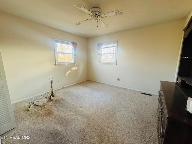 508 Scenic Drive, Clinton, TN 37716