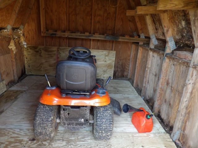 21785 GOLDEN Drive, Meadville, PA 16335