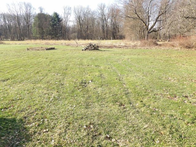 21785 GOLDEN Drive, Meadville, PA 16335