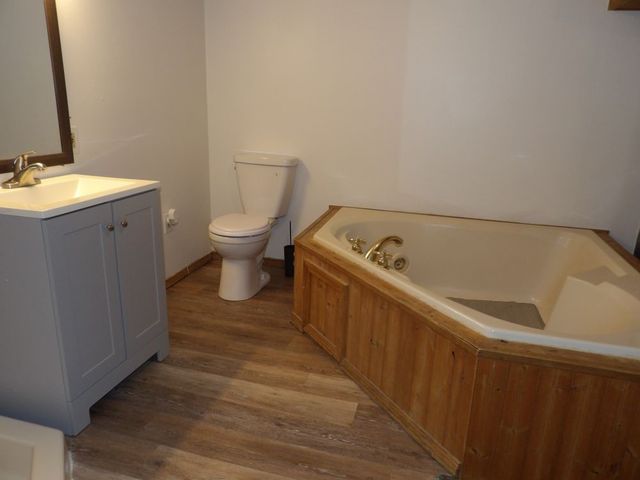 21785 GOLDEN Drive, Meadville, PA 16335