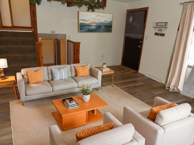 21785 GOLDEN Drive, Meadville, PA 16335