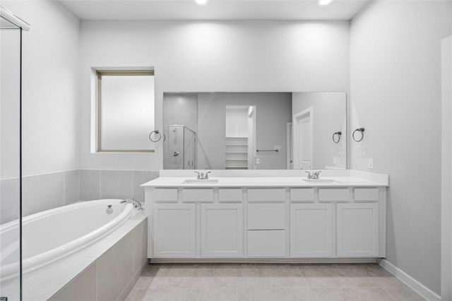2808 Gran Castillo Drive, La Marque, TX 77568