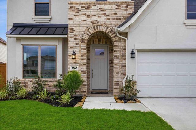 2808 Gran Castillo Drive, La Marque, TX 77568