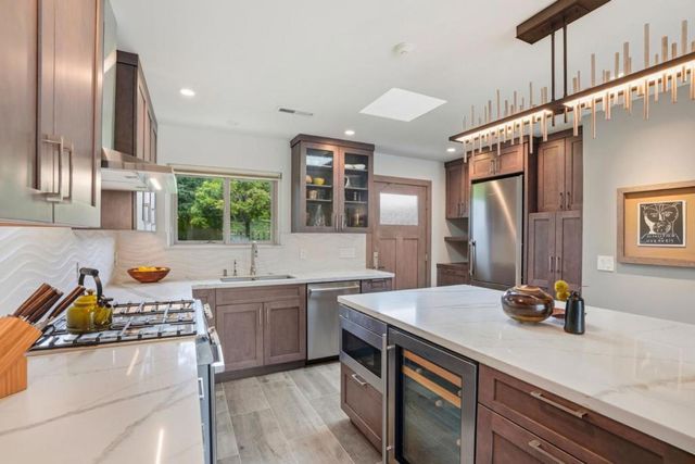 207 Hacienda Carmel, Carmel, CA 93923