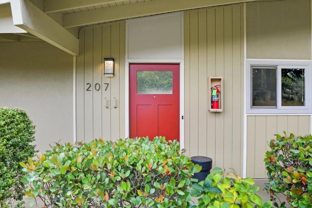 207 Hacienda Carmel, Carmel, CA 93923