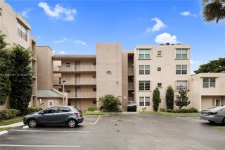 9491 Evergreen Pl 207, Davie, FL 33324