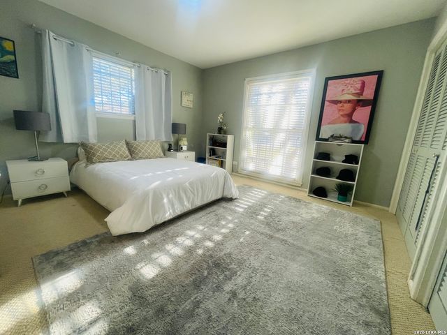 8702 Charro Ln, San Antonio, TX 78217