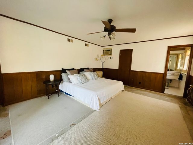 8702 Charro Ln, San Antonio, TX 78217