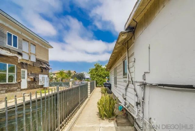 2567-69 L Street, San Diego, CA 92102