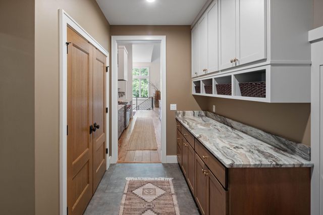 860 Windjammer Lane, Orono, MN 55364