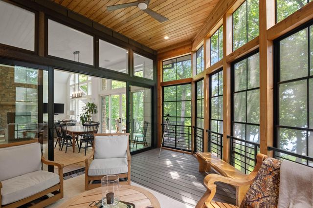 860 Windjammer Lane, Orono, MN 55364